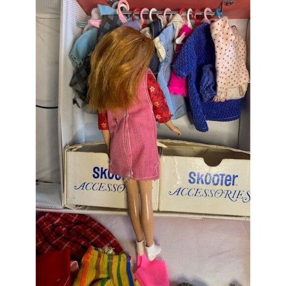Vintage 1960s Skooter Doll Set with Accessories & Clothes Case - Picture 3 of 15